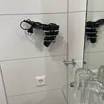 Korfu Uebernachtungen - Parkplatz & Restaurant Pensjonat 3*