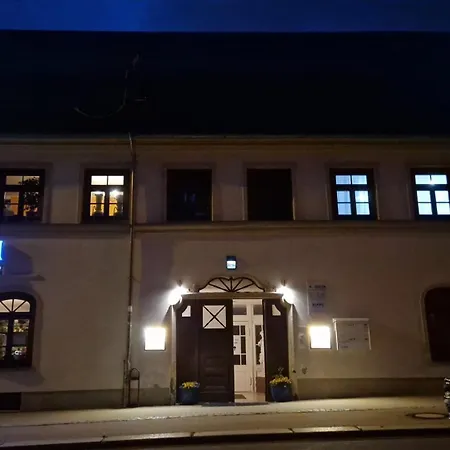 Guest house Charmantes Mit Parkplatz & Restaurant *