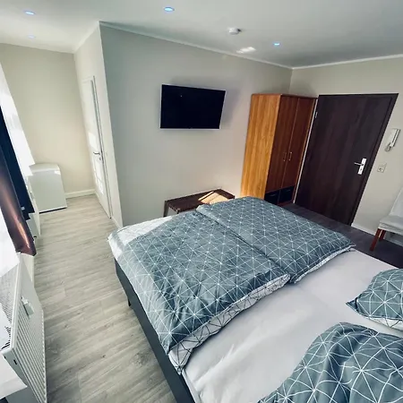 Guest house Charmantes Mit Parkplatz & Restaurant Chemnitz
