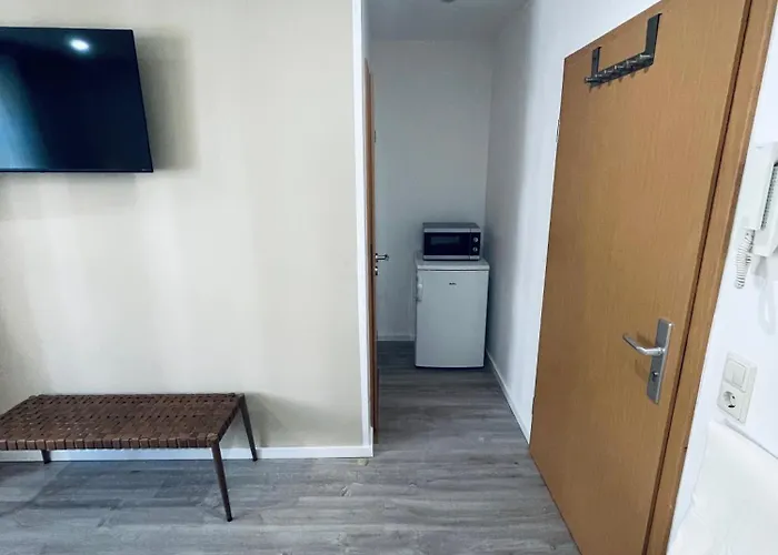 Pensjonat Korfu Uebernachtungen - Parkplatz & Restaurant Chemnitz