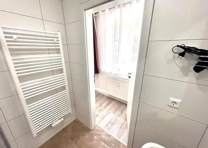 Charmantes Mit Parkplatz & Restaurant 3* Chemnitz