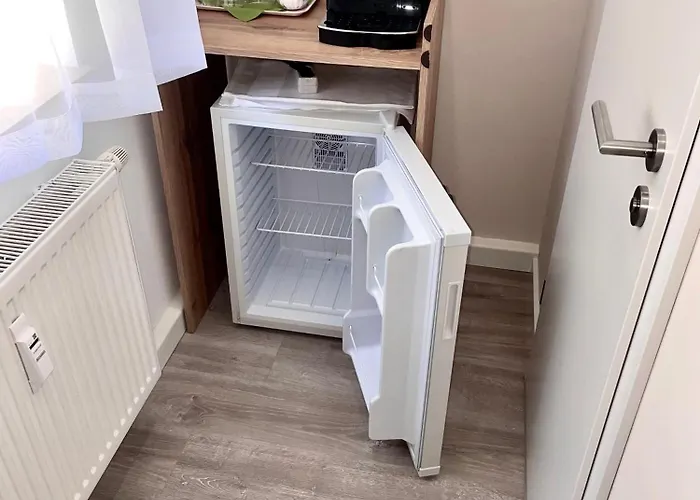 Korfu Uebernachtungen - Parkplatz & Restaurant Pensjonat Chemnitz