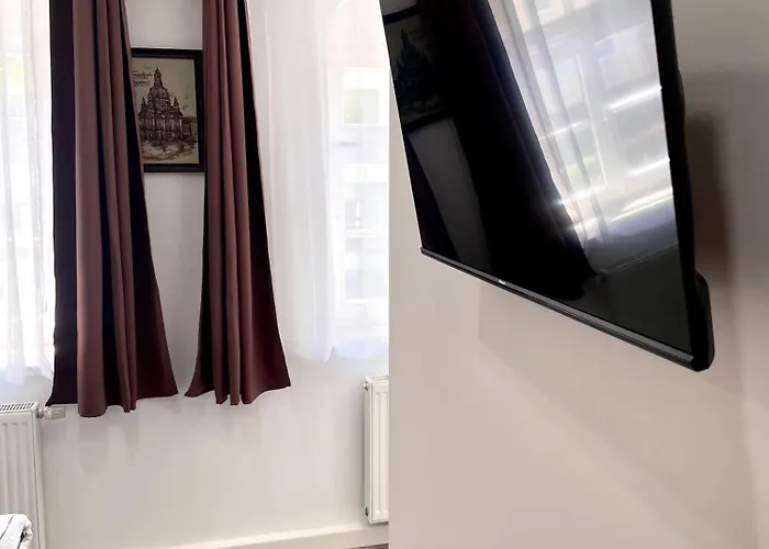 Charmantes Mit Parkplatz & Restaurant